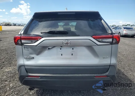 2021 Toyota Rav4 Xle из США, поврежденный, VIN 2T3W1RFV9MW160670